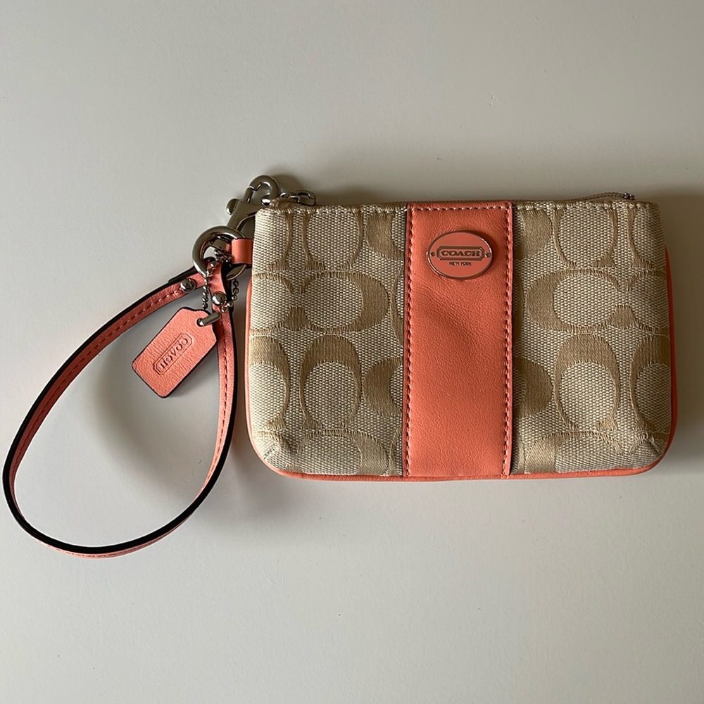 NWOT Peach Coach Wristlet